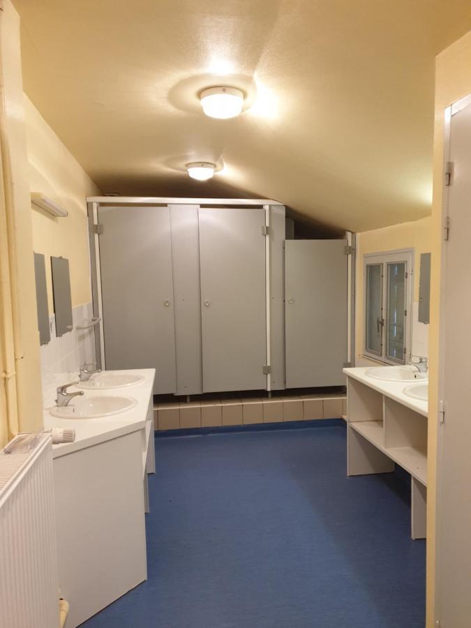 Peyranere Hostel Urdos Buitenkant foto